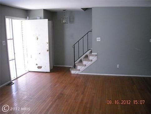 5th image of 474 Norvelle Ct