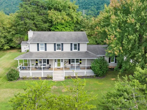 5231 Hill Dr, Roanoke, VA 24012