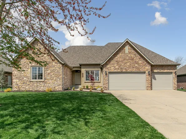 2405 E Olde Ivy Street, Springfield, MO 65804