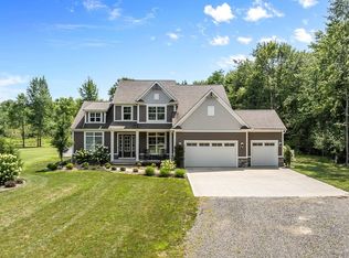 4938 Everett Rd, Akron, OH 44333