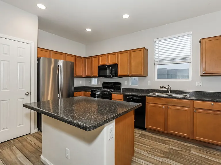 7414 E Onza Ave — Photo 5