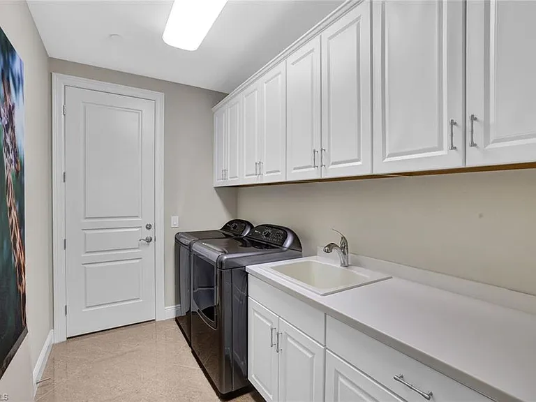 2772 Tiburon Blvd E #5-102 — Photo 13