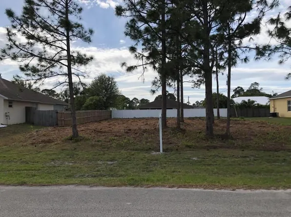 3444 SW Funtuna St, Port Saint Lucie, FL 34953