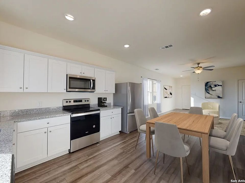 7718 Fox Crossing, San Antonio, TX 78252 | Zillow