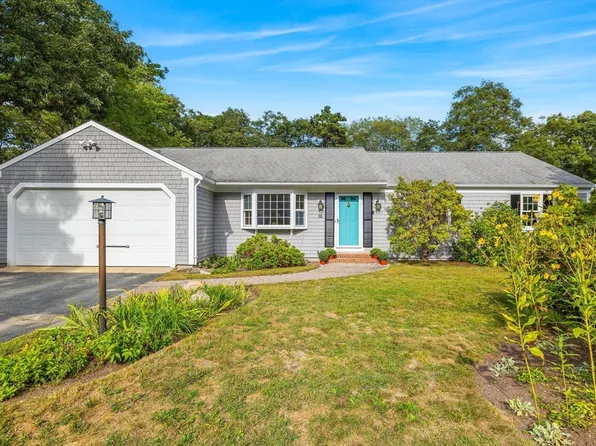 16 Washington Bursley Way, Barnstable, MA 02630