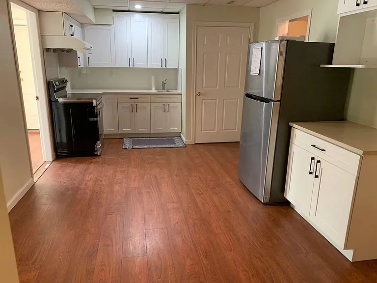 655 Monte Pl — Photo 7
