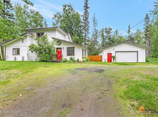 935 N Leatherleaf Loop, Wasilla, AK 99654