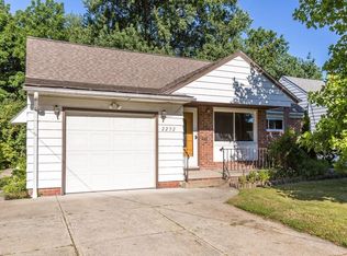 2232 Green Ridge Dr, Wickliffe, OH 44092