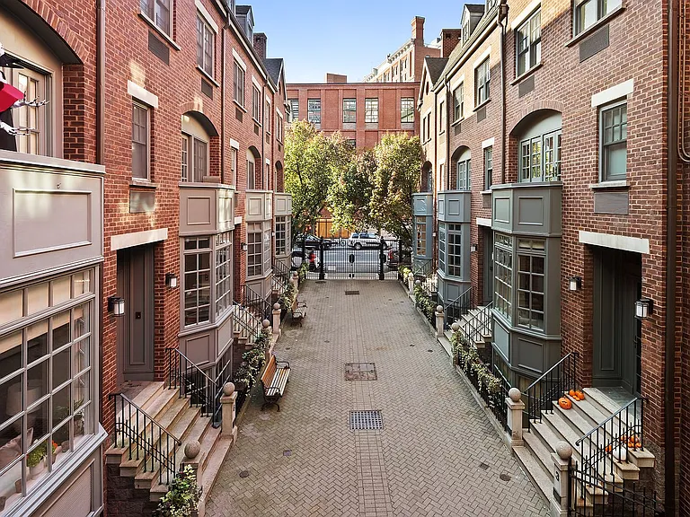 687 Greenwich St #1 — Photo 17