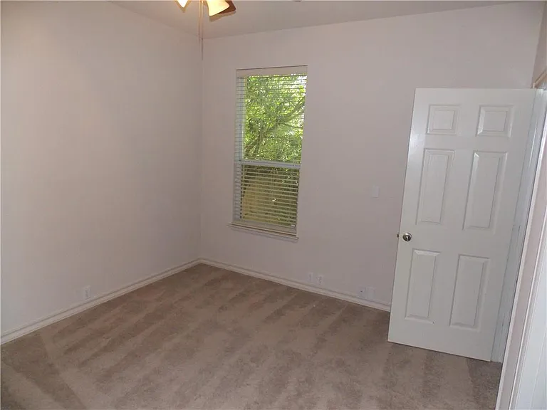 20961 Mandrake Dr — Photo 17