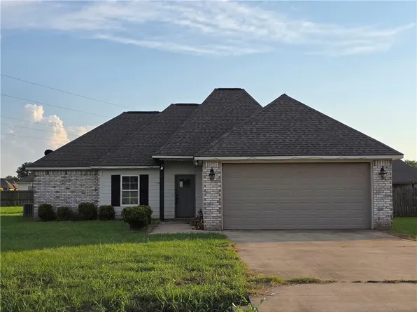 305 Ranch Blvd, Natchitoches, LA 71457