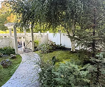 Shared space (outside)