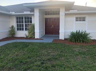 1100 NW Juanita Pl, Cape Coral, FL 33993