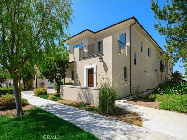 199 Follyhatch, Irvine, CA 92618