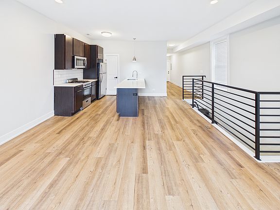 3rd image of 2542 S Albany Ave #2F
