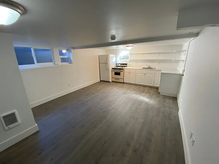 344 Delaware Ave #5 — Photo 6