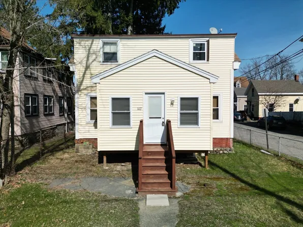 107 Hilldale Ave, Haverhill, MA 01832