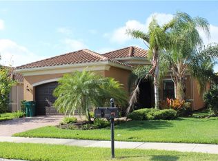 3326 Baltic Dr, Naples, FL 34119