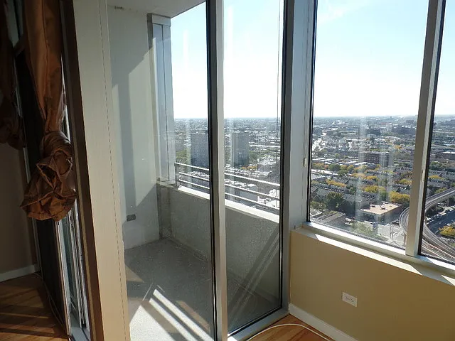 1 bed, 730 sqft, $2,050 — Photo 3