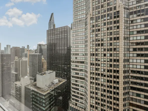 146 West 57th Street image 29 of 35