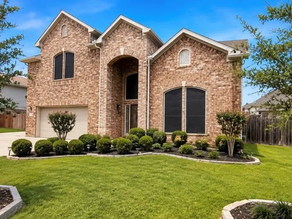 9518 Franklin Dr, Mont Belvieu, TX 77523