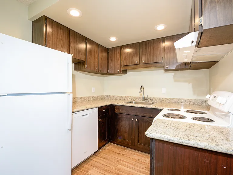 Stonebridge Apartments — Photo 74