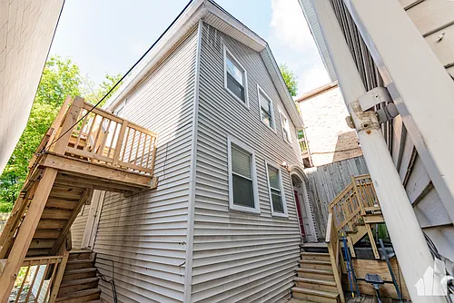 1022 W Fry St #CH1 Photo 1