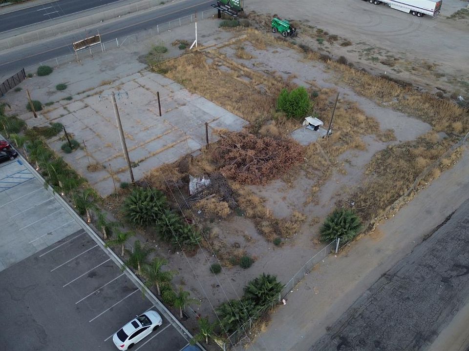 1st image of 1901 Mettler Frontage Rd W