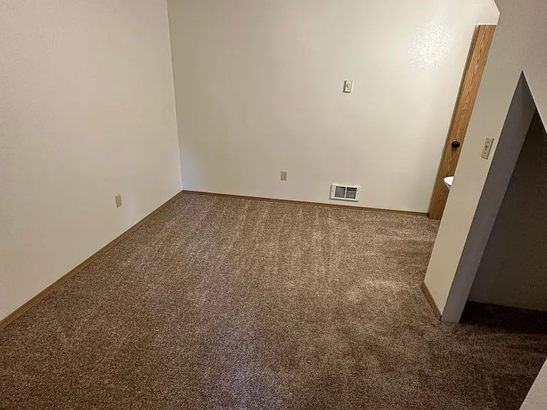 1265 NW Stannium Rd — Photo 9
