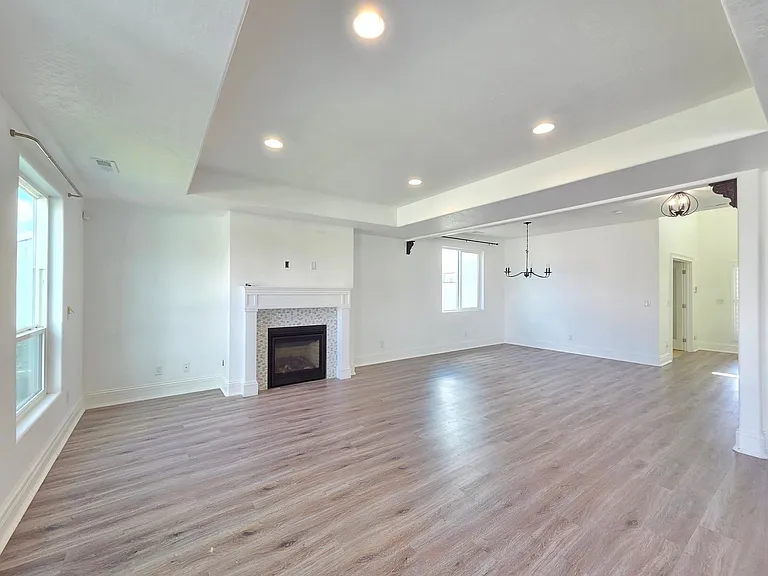 13122 W 1st Ave — Photo 2