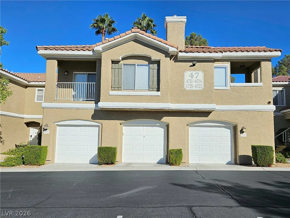 251 S Green Valley Pkwy #4714