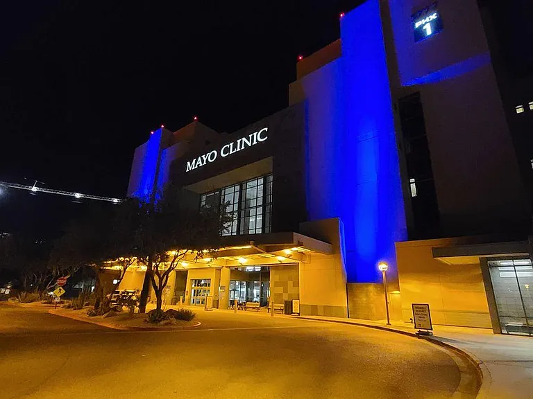 7 Miles to Both Mayo Clinic Hospitals