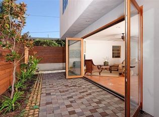 403 Nautilus St, La Jolla, CA 92037