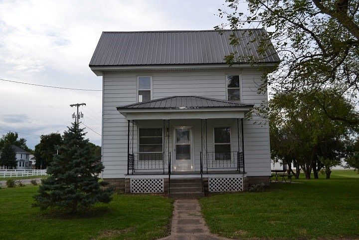 1st image of 201 E Jones St