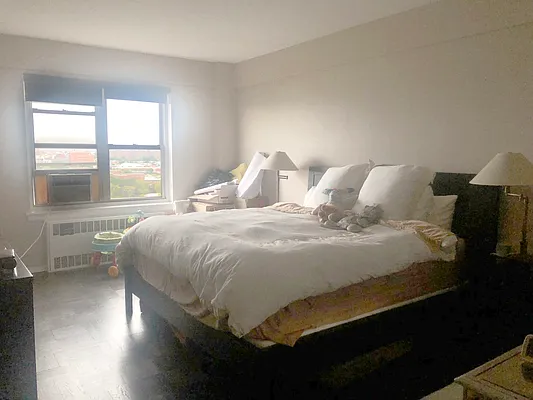 Rented by Compass | media 38