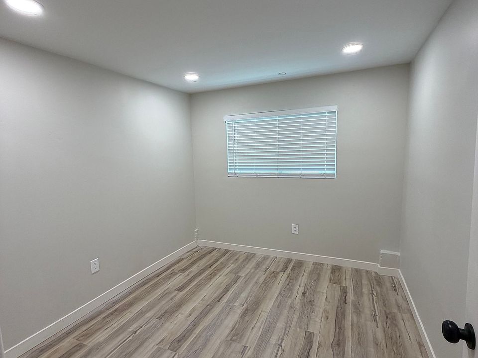 1st image of 4067-4078 Normal St #4071-1