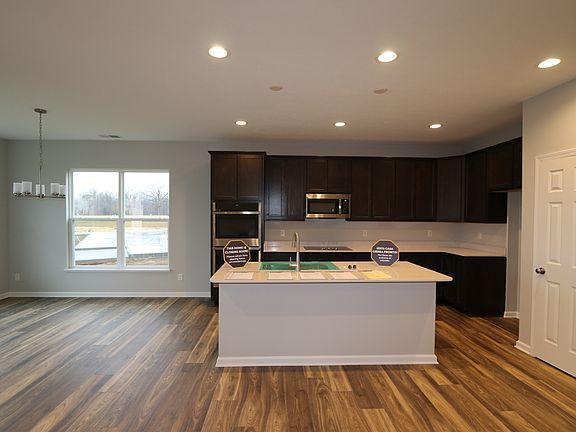 5th image of 10625 Maidenhair Dr
