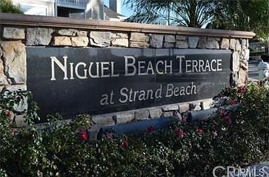 Niguel Beach Terrace Entry