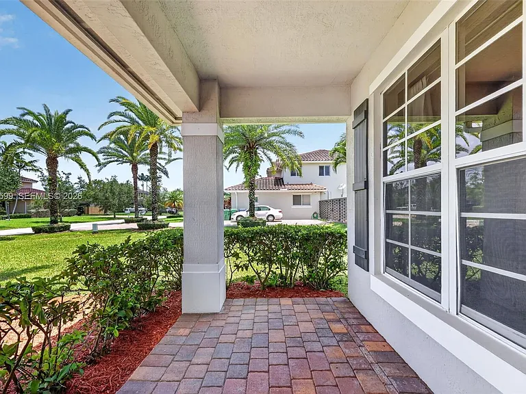 20943 SW 133rd Ave — Photo 4