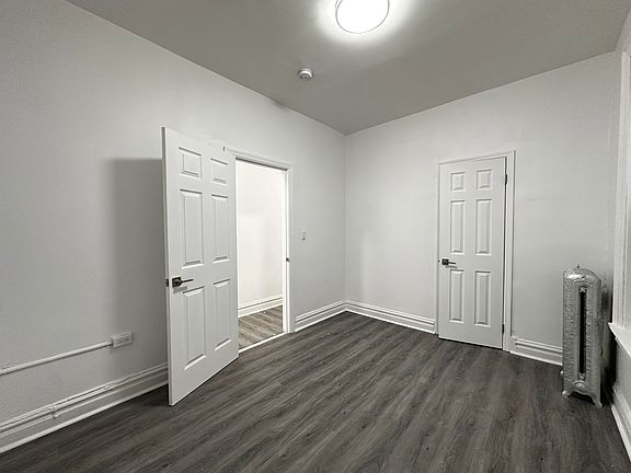 4th image of 639 Bergen Ave #24