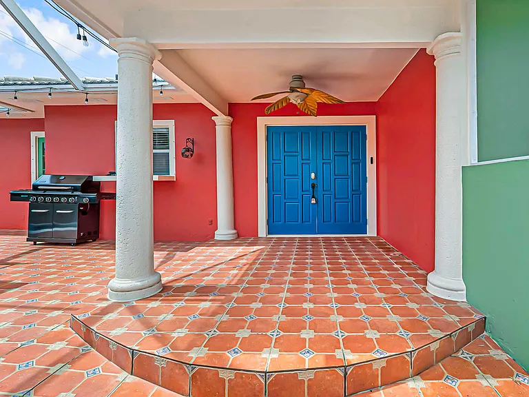 532 N Palmway — Photo 15