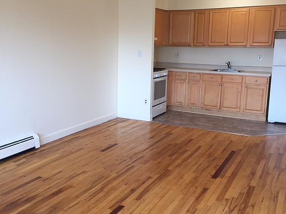 2nd image of 15508 79th St