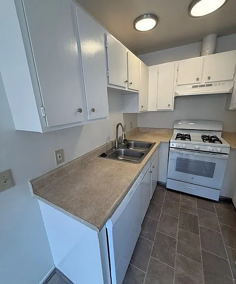 3671 Veteran Ave #11 — Photo 6