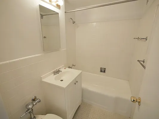 Rented by Rachel Realty | media 10