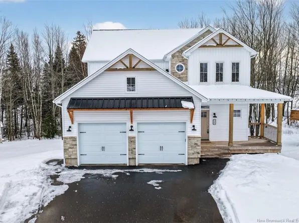 38 Heros Ct, Moncton, NB E1G 6A2