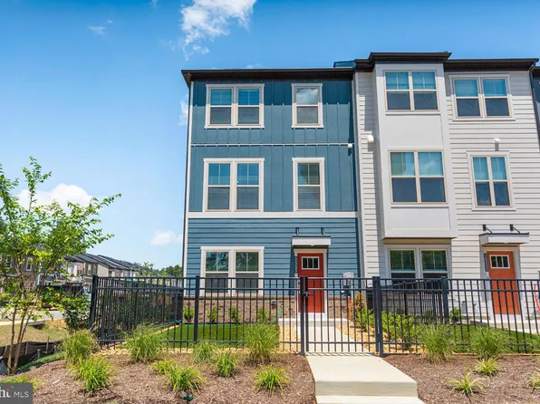 2487 Avesta Pl, Waldorf, MD 20603