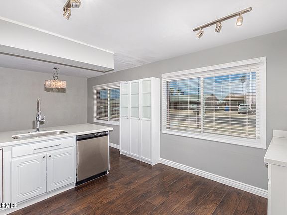 5th image of 3839 W Caribbean Ln