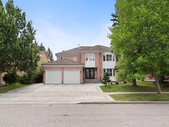 6 Melchior Cres, Markham, ON L3R 8Z7