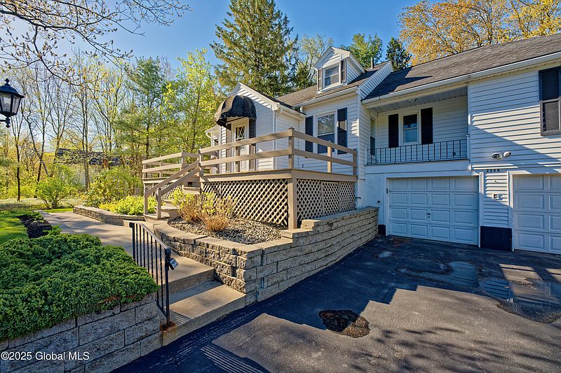 3rd image of 2550 Troy-Schenectady Road