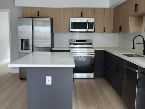 5729 Klump Ave, North Hollywood, CA 91601